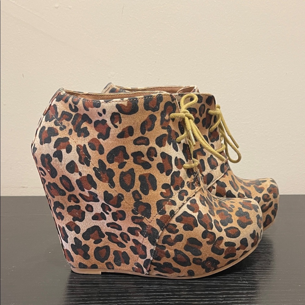 Shoe Dazzle Leopard Print Wedges